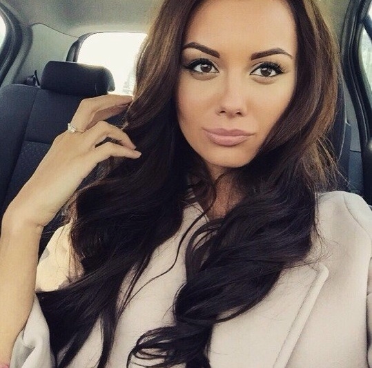 ✨ милый! ✨
Я - твоя нежная и опытная компаньонка, готовая погрузить тебя в мир наслаждения и страсти.
Живу в Москве и с радостью приглашу тебя в свое уютное гнездышко, где ты сможешь расслабиться и забыть обо всех своих заботах.
Мои услуги - это настоящая симфония удовольствия: я умею доставлять неповторимое наслаждение, открываю для тебя новые грани эротического мира. В моих нежных руках ты почувствуешь, как напряжение плавно уходит, а страсть разгорается ярче.
Фото настоящие, соответствуют моей индивидуальности. Ты можешь ознакомиться с ними, чтобы представить себя в нашей встрече.
Отзывы о моих услугах говорят сами за себя – мои дорогие гости получают максимум удовольствия от нашего времяпровождения.
Доверься моим нежным рукам, и я подарю тебе мир наслаждения и страсти, который ты никогда не забудешь. Жду тебя в Москве, чтобы создать вместе незабываемые мгновения! 💖 Нюрка